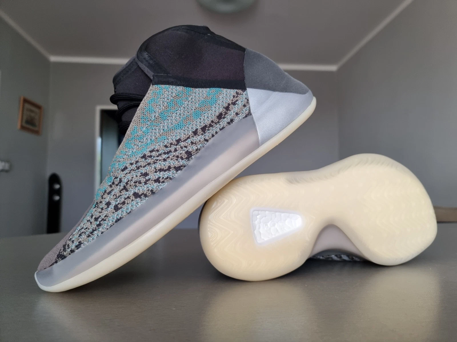 Adidas Yeezy QNTM blu acqua EU42 5