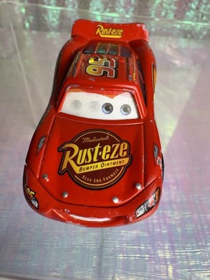 Disney Pixar Cars V3 LIGHTNING MCQUEEN LENTICULAR Eyes Change 2010 1:55 Diecast