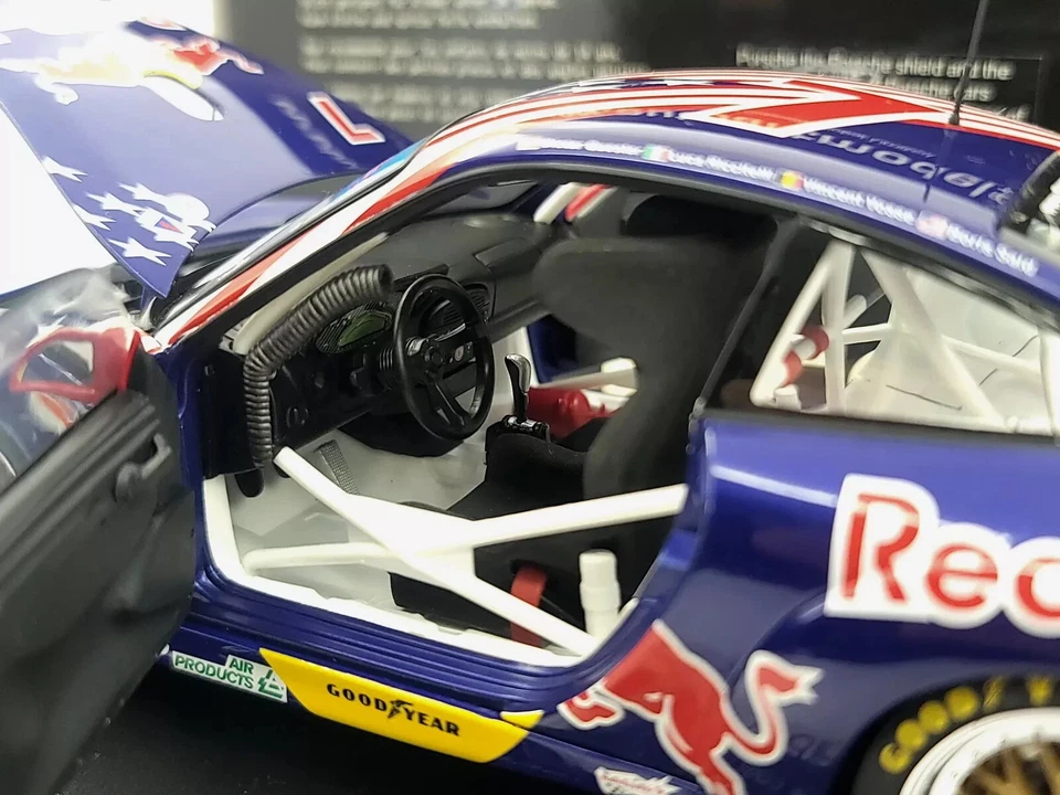 '02 ROLEX 24 DAYTONA Porsche 911 996 GT3R RedBull Quester 1/18 AUTOart ENVÍO GRATUITO Foto 3 de 4