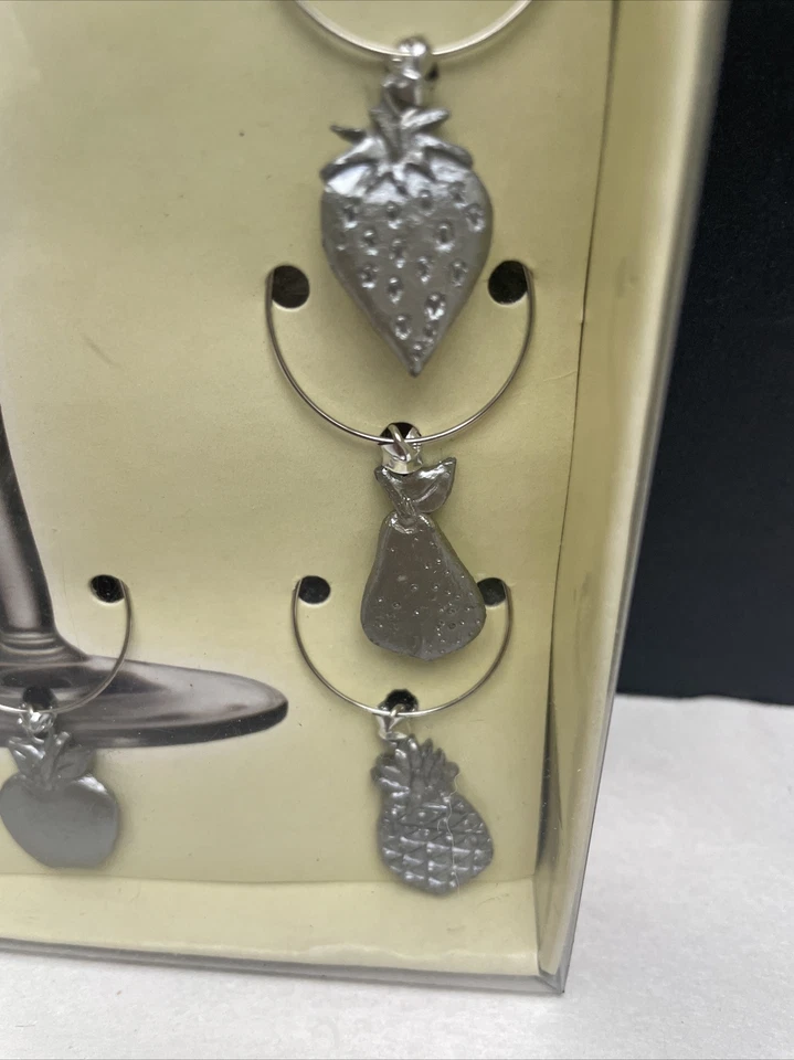 Juego de 6 marcadores de copa de vino 2001 fruta Foto 3 de 4