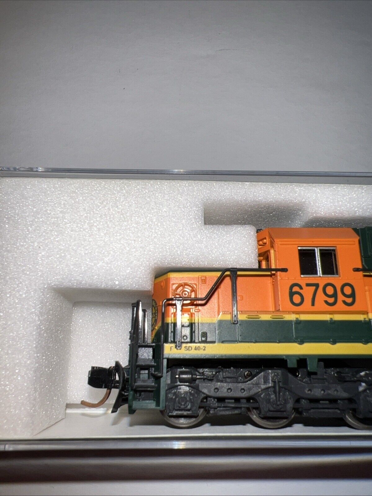 Picture 2 of 16