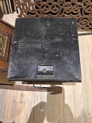 Vintage Spardose, Metall starke Box, 13 cm quadratisch