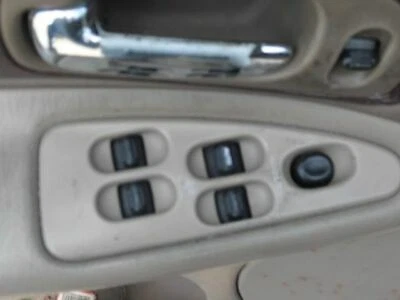 Cristal puerta trasera izquierda OEM 1999 2000 2001 2002 2003 2004 Chrysler 300M Foto 4 de 4