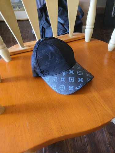louis vuitton shadow monogram Hat