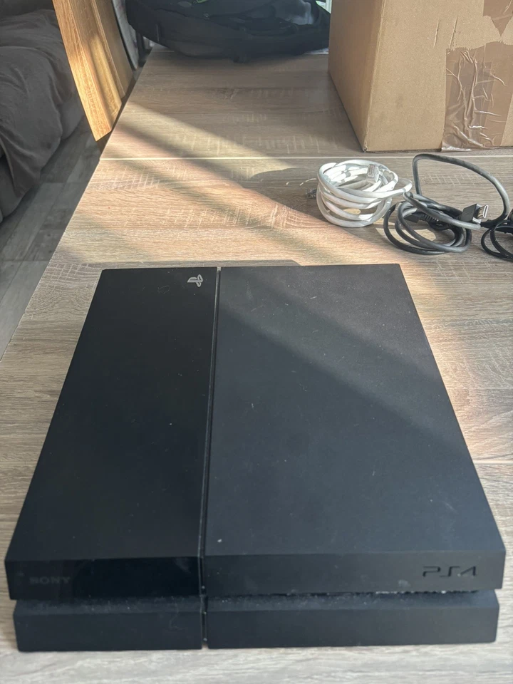 Sony PlayStation 4 500 Go Console de Salon - Noire - Photo 1/4