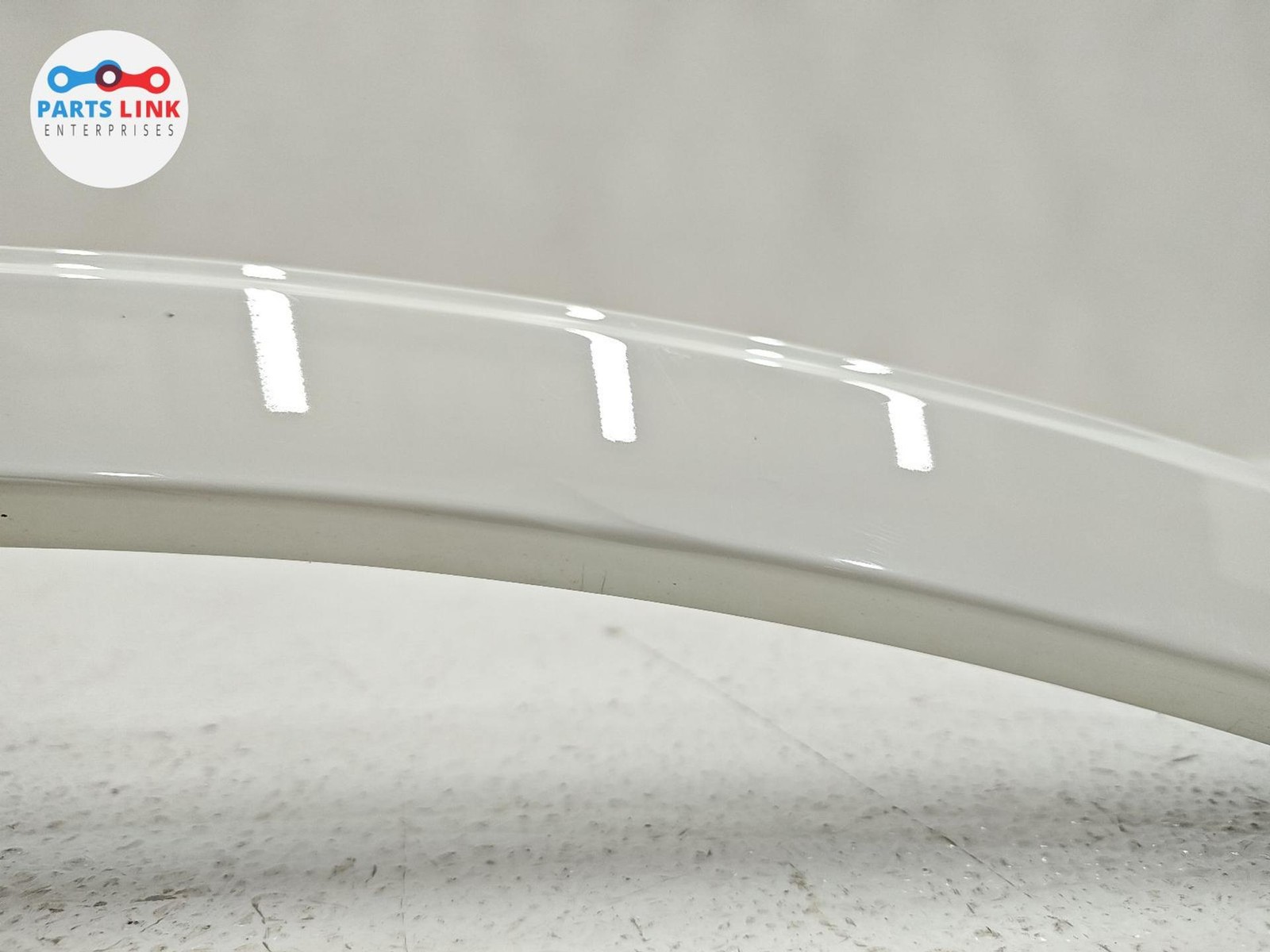 Bentley Bentayga Speed 2017-2020 Rear Left Wheel arch molding White
