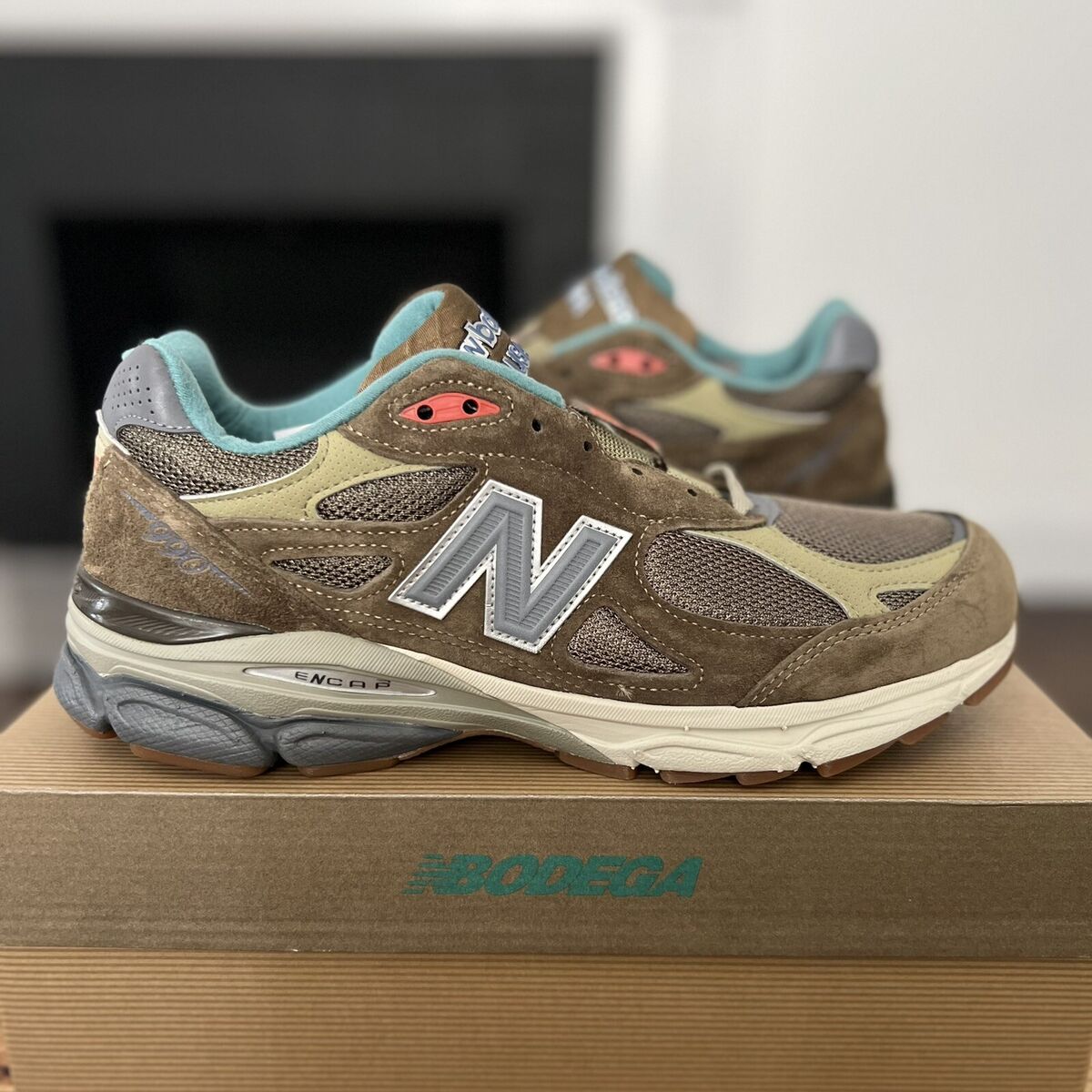 Size 8 - New Balance 990v3 Bodega 15th Anniversary Size 8 - New Balance 990v3 Bodega 15th Anniversary