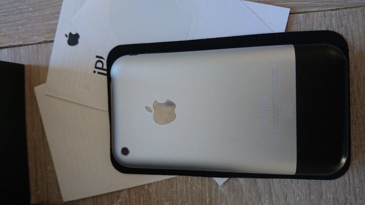 IPhone 2G 8Gb 1st Generation Con SCATOLA ORIGINALE | eBay IPhone 2G 8Gb 1st Generation Con SCATOLA ORIGINALE | eBay
