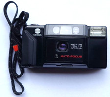 Minolta AF-E 35mm Auto Focus Camera with Bag