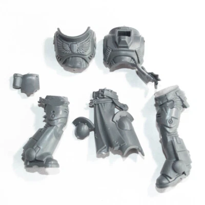 GAMES WORKSHOP Warhammer 40K Escuadrón Cruzado Templarios Negros Iniciar Piernas y Torso B [Bits]