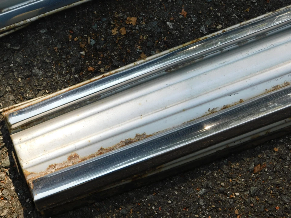 Hudson Hornet 1951 guardabarros falda basculante moldura 33" (compra 1 o ambos) Foto 3 de 4