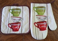 Kitchen Set Of 2.  Potholder And Oven Mitt - Coffee Cups