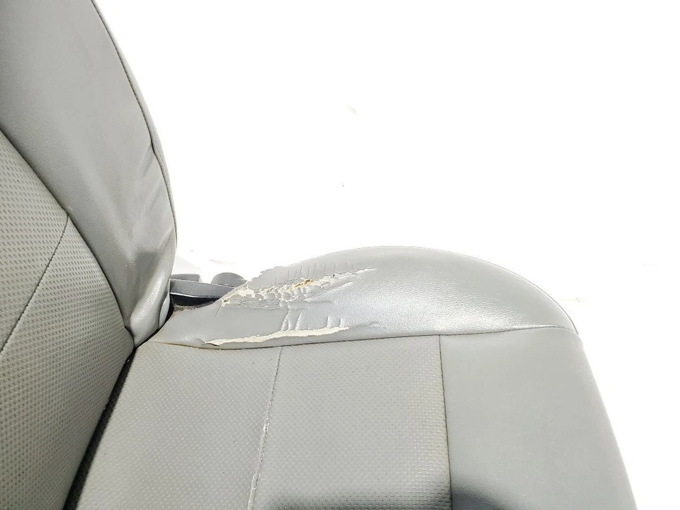 2007 2008 2009 Ford Ranger OEM Full Set Seats Vinyl Some Wear - Image 2 of 4
