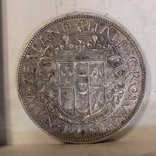 1941 New Zealand Half Crown Silver Coin