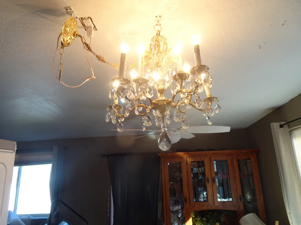 Stunning Vintage Big Vintage Brass Spanish 10 Light redone w/Crystals Chandelier - Image 3 of 4