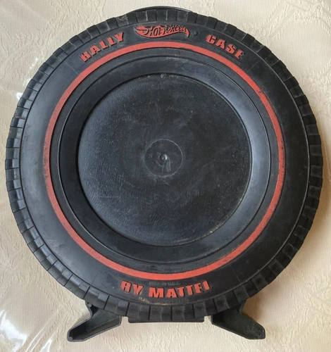 Vintage 1967 Mattel Hot Wheels Redline 12 Car Rally Case Carrying Wheel