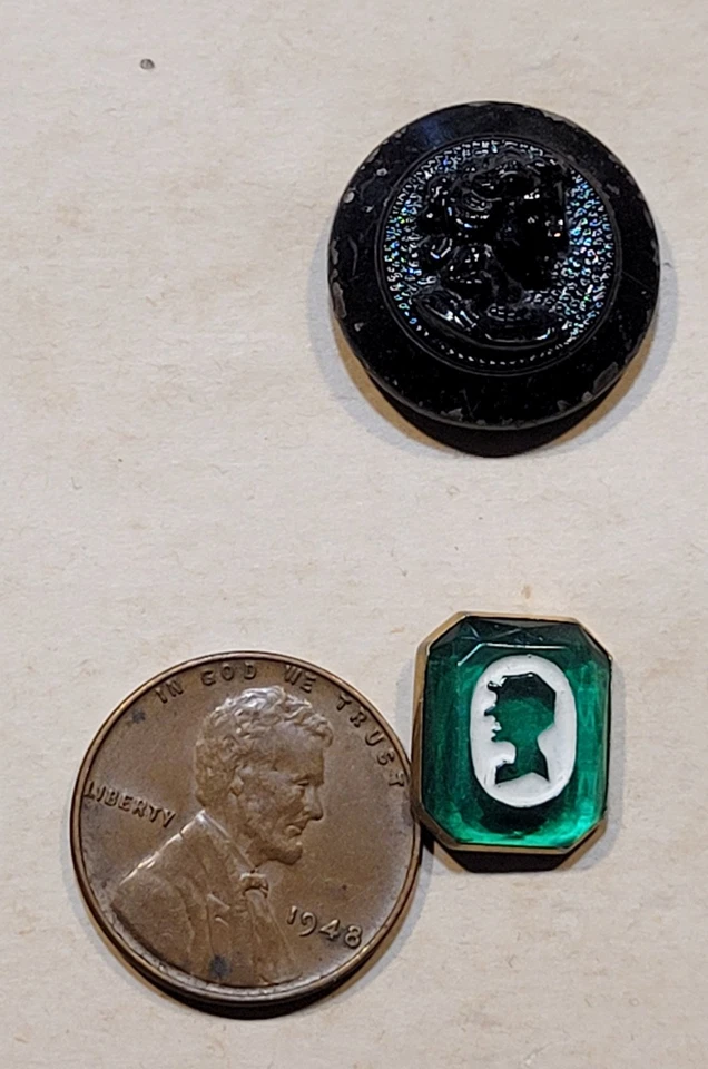 Antique Button Collection Card Cameo Heads Faces Lot Victorian Buttons Edwardian - Image 4 of 4