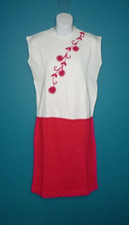 NOS Vtg 70s Sweater Knit Skirt  Top Magenta Off White Embroidered Flowers Sz M