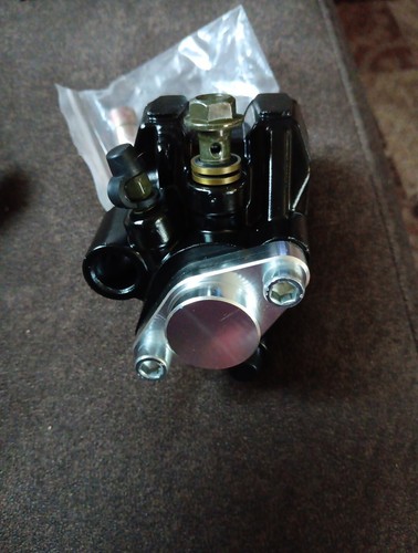 Rear brake caliber with pads - Picture 2 of 3