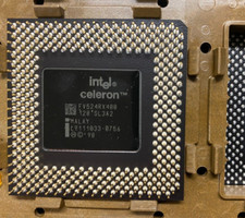 Vintage  NEW Intel Celeron 400 CPU FV80524RX400 SL3A2 RARE INTEL original box