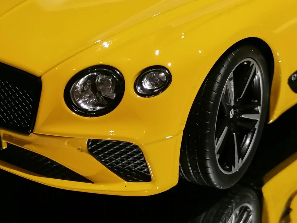 Norev 1/18 Bentley Continental GT 2018 Monaco Yellow MINT with Box - Immagine 3 di 4