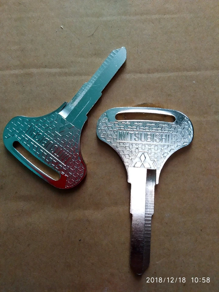 Mitsubishi Fuso Truck, Forklift Fuso Canter FE FF FB FD FH FG MEDIUM Blank Key  - Image 2 of 4