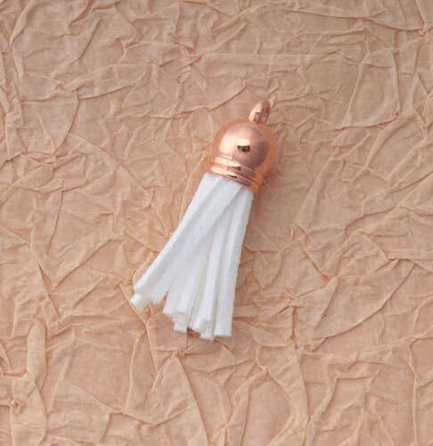 30 Pcs Keychain Leather Tassels with Rose Gold Silver Caps Rose Gold Cap White - Bild 5 von 6
