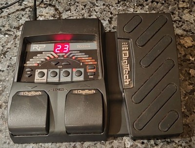 Digitech RP90 Modeling Guitar Processor 59 Hi Def Models,Expression Pedal