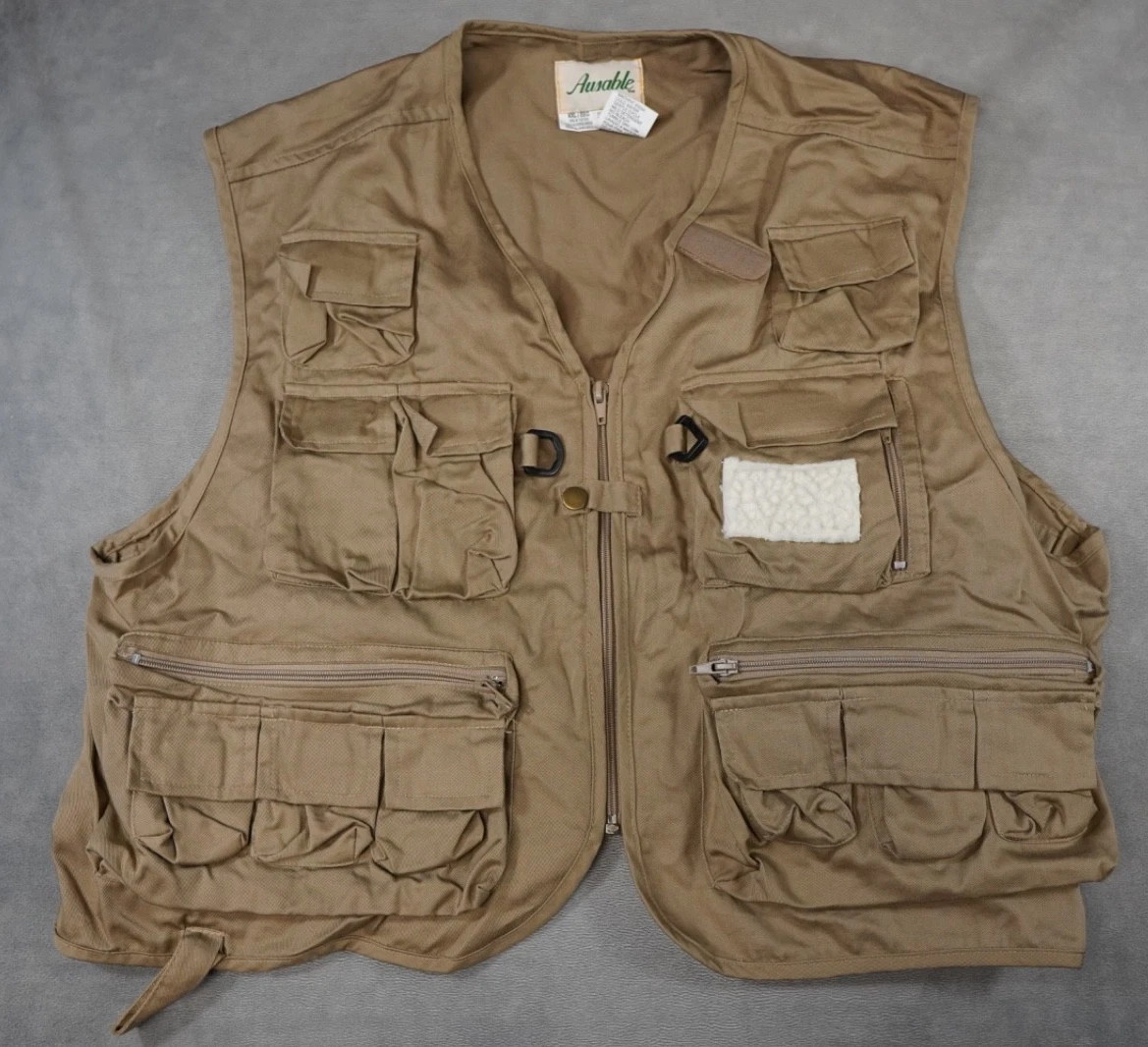 Vintage Ausable Men's Size XXL Fly Fishing Tactical Utility Outdoor Vest Tan