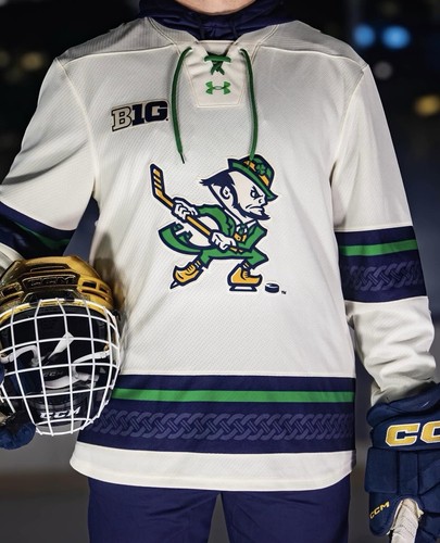 Maillot De Hockey Notre Dame Fighting Irland – Sous Armour Taille 48 – Équipe émise, Occasion