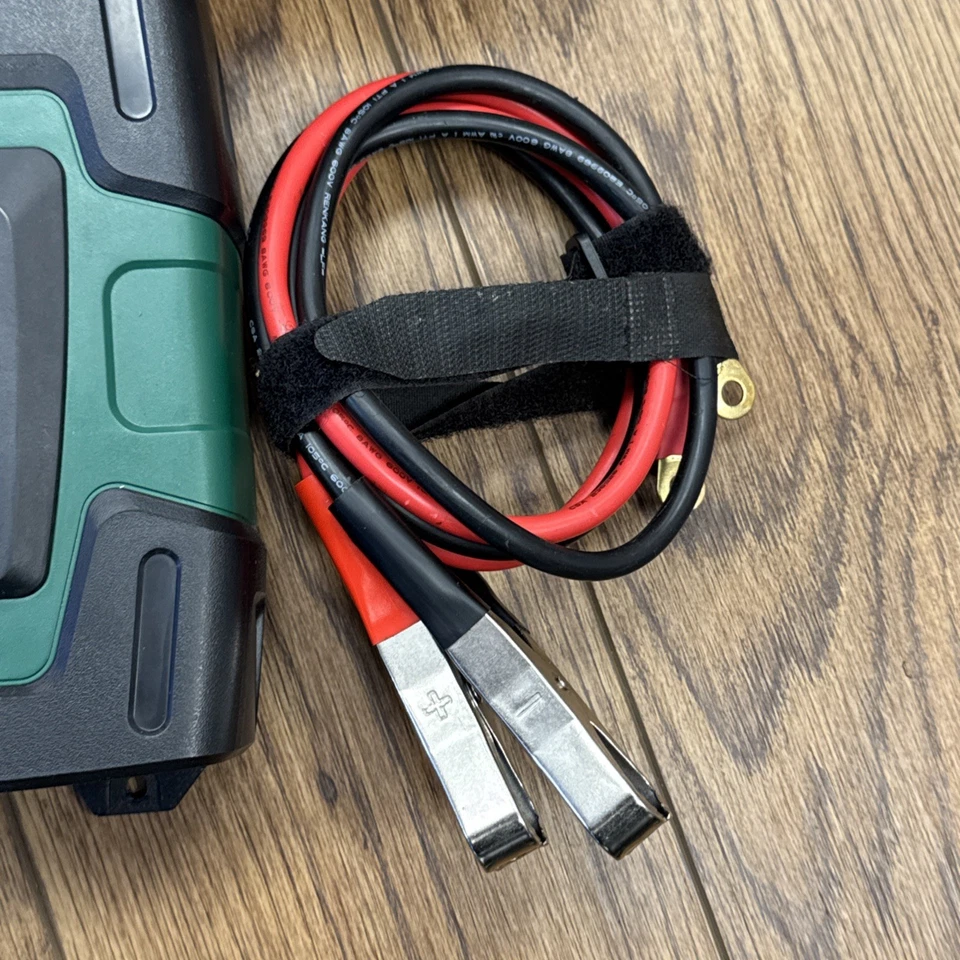 Inversor de potencia Battery Tender® 12V, 750W SKU: 026-0004-DL-WH Foto 3 de 4