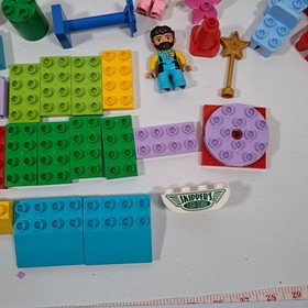 Lego Duplo Princess Castle Ambulance Planes Mixed Lot 10527 10596 100+ Pc Figure