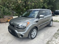 2013 Kia Soul +