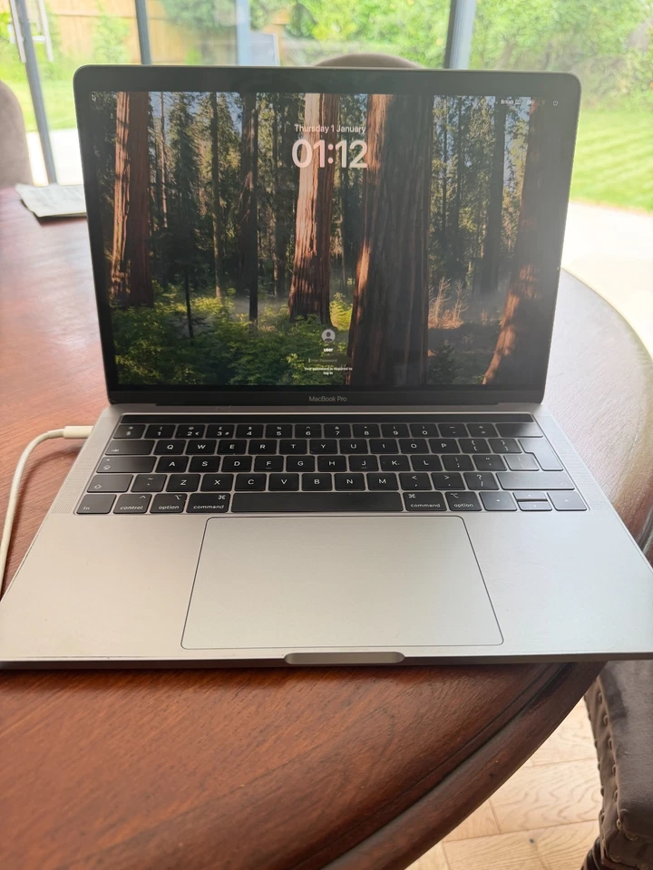 Apple MacBook Pro 13.3" A2159 2019, 128GB SSD, 8GB RAM, photo 1 of 5