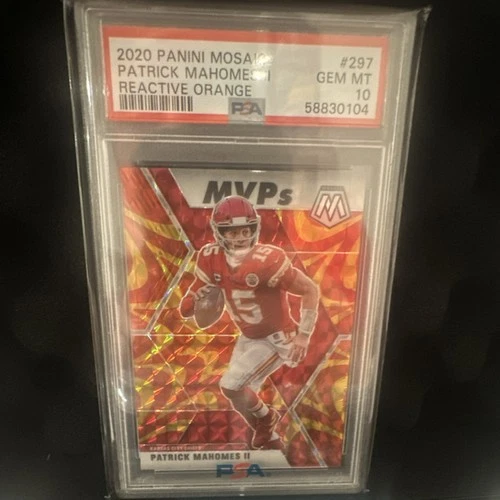 Panini Mosaic 2020 Patrick Mahomes II #297 Reactive Orange Prizm PSA 10
