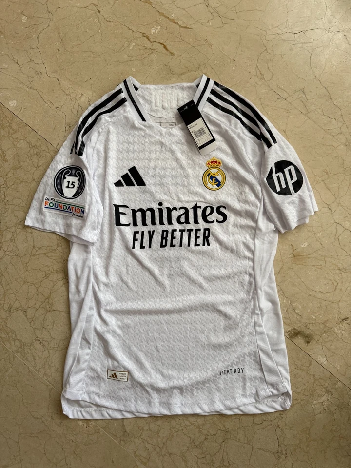 camiseta Real Madrid 2024/25 Vini 7 Talla M Champions League Player version - Imagen 4 de 4