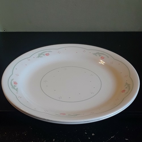 LOT OF 4 CORELLE CALICO ROSE 7.25" BREAD /SALAD PLATES - Picture 3 of 8