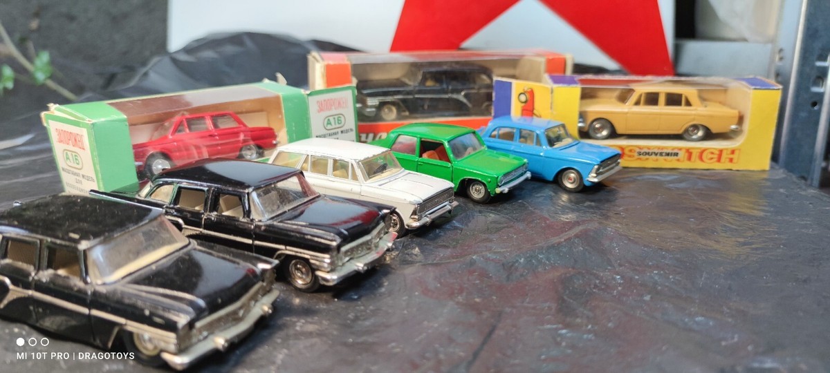 VINTAGE ZAZ 968 A16 ZAPOROZHETS METAL CAR ORIGINAL BOX CCCP 1:43