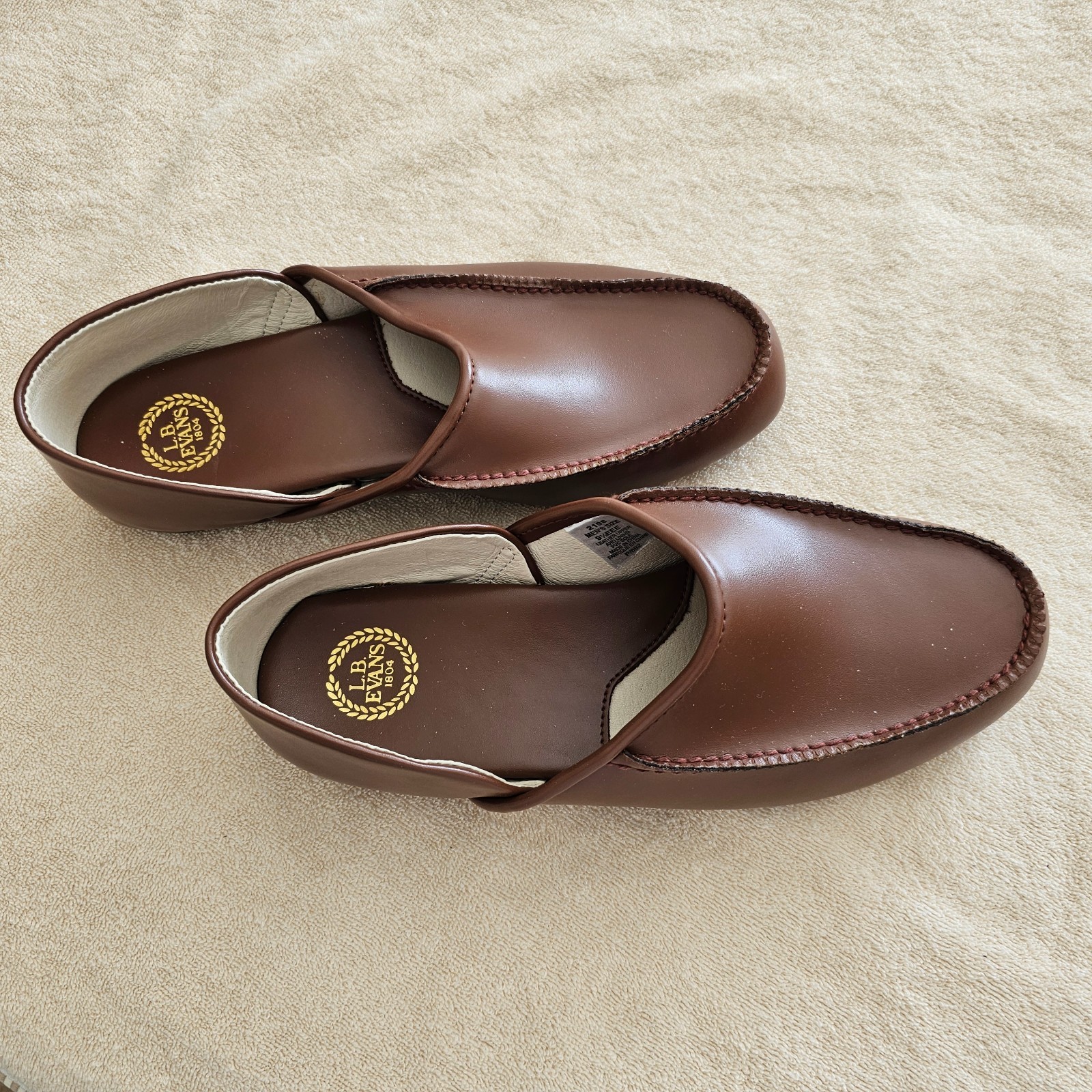 SAOLA L.B. uomo nuovo EVANS PANTOFOLE IN PELLE MARRONE 9 5 EEEE EXTRA LARGHE SUOLA MORBIDA $49 95