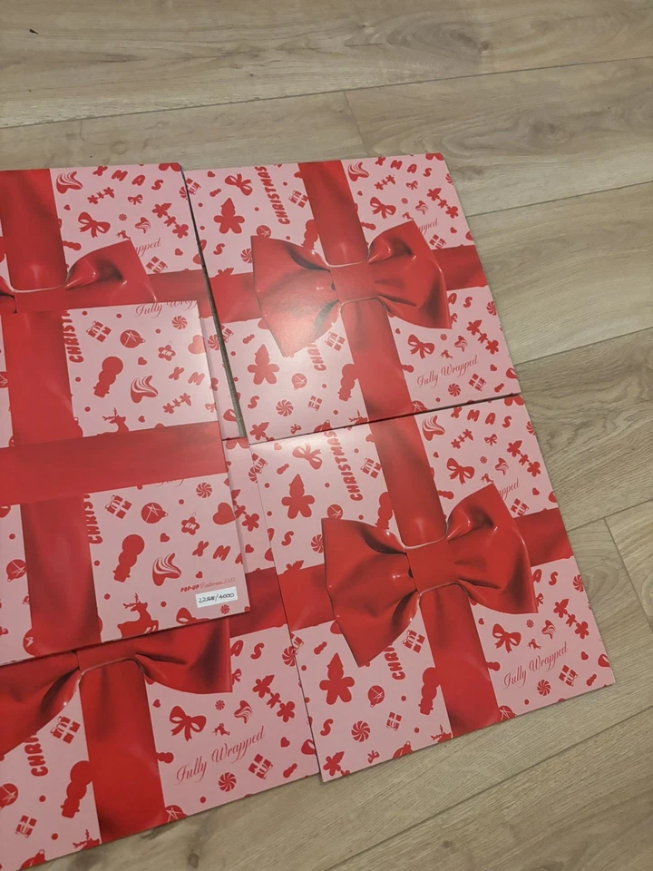 Kylie Minogue Kylie Christmas Fully Wrapped LP Vinyl London Pop Up Exclusive - Image 4 of 4