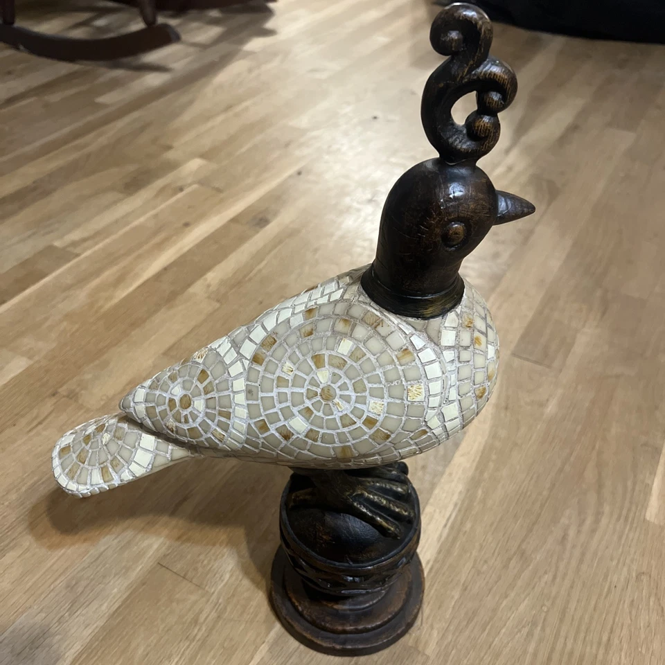 RARO VINTAGE azulejo de concha enorme pájaro estatua escultura Foto 2 de 3