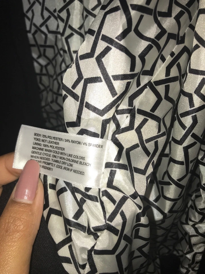 Abrigo blazer negro Pure Energy grande para mujer Foto 4 de 4