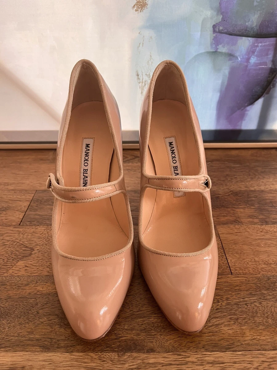 Manolo blahnik campy sales