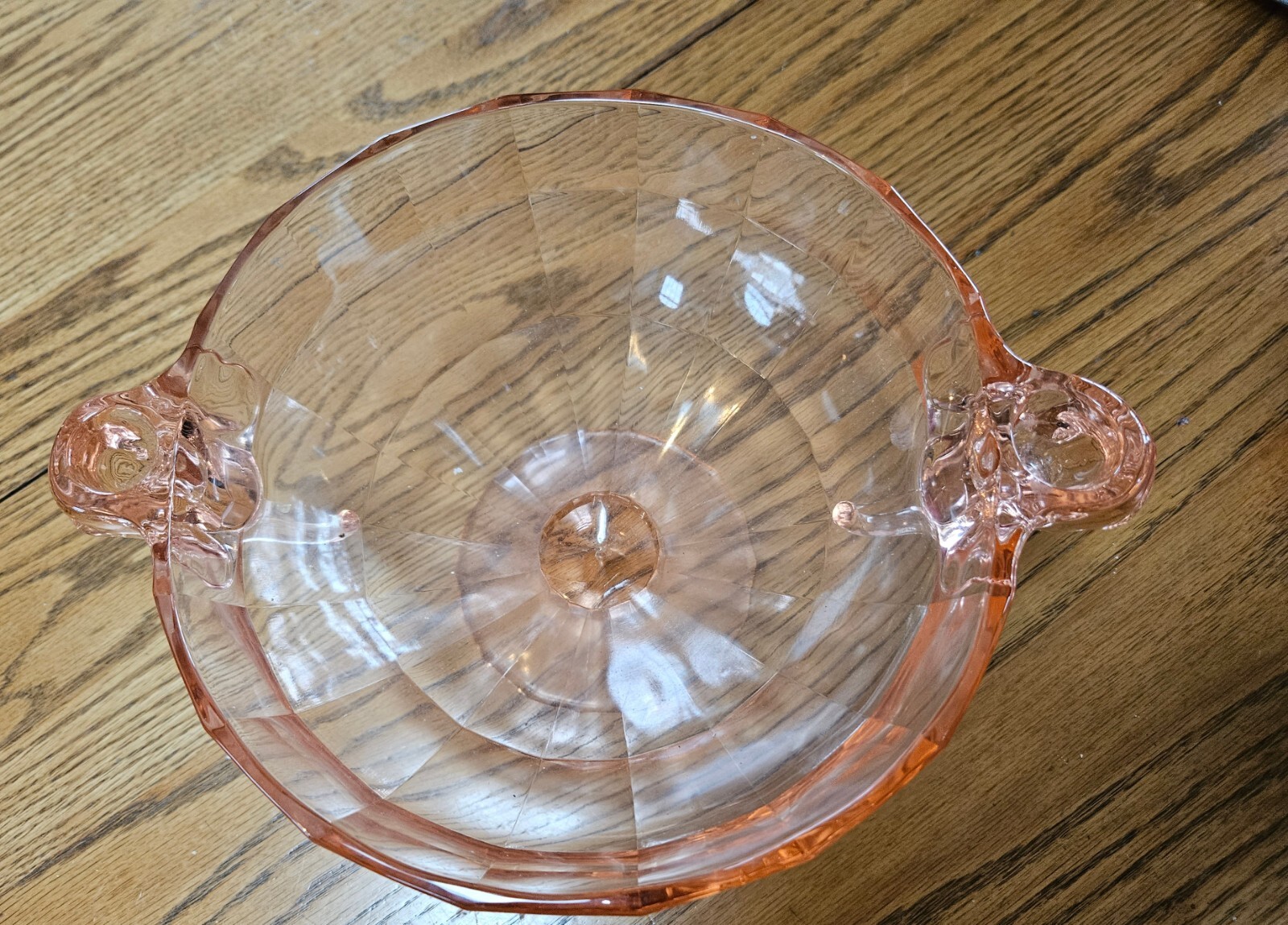vintage depression glass Pink Colored Pedistal Bowl With Elephant