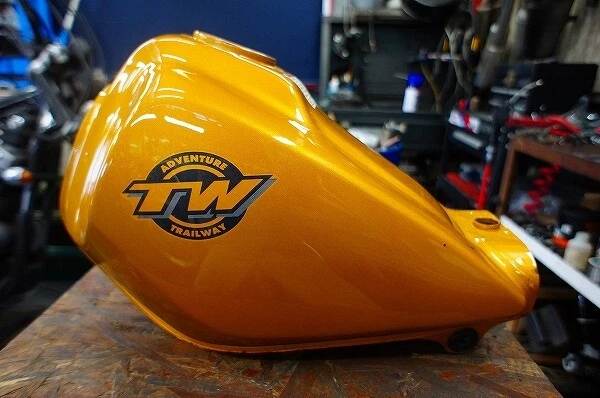 Rare Color 87 20 Yamaha TW200 TW 200 OEM Gas Fuel Petrol Tank 1987