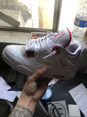 Jordan 4 Retro Metallic Pack 