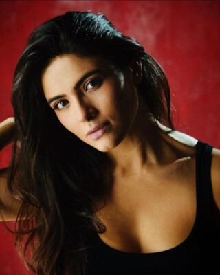 ARIENNE MANDI 8x10 PHOTO *