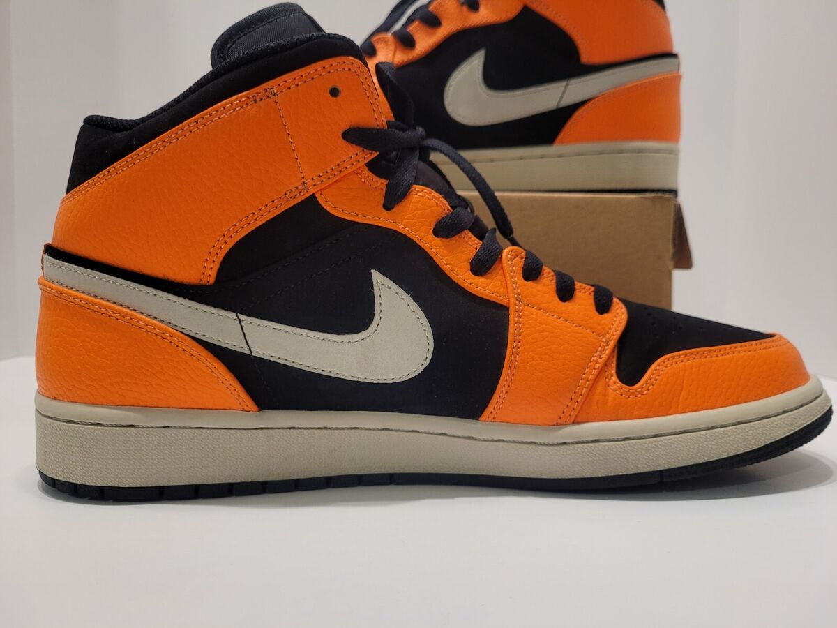 Nike Air Jordan 1 Mid Cone Black Light Bone EXCELLENT 554724 Nike Air Jordan 1 Mid Cone Black Light Bone EXCELLENT 554724