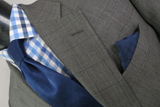 Hickey Freeman Collection "OakBrook" Heavy fine birds eye weave Full suit 42 R