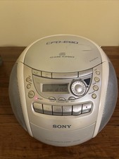 Sony CFD-E90 CD Radio Cassette Player Boombox Off-White Color For Parts